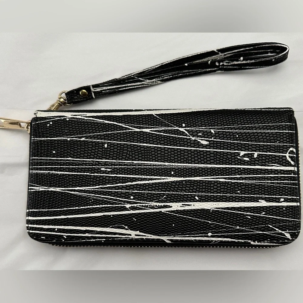 Zip Around Wallet Clutch Wristlet
